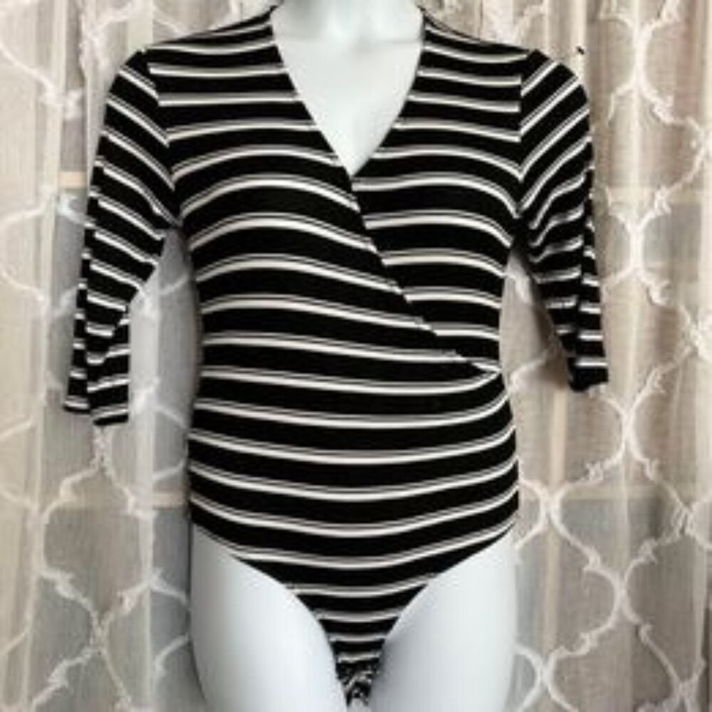 Black and White Wrap Body Suit Size Large 3/4 Sleeve NEW #0007